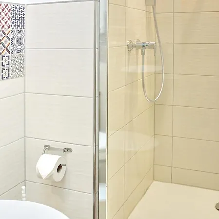 Dobra リュベナウ